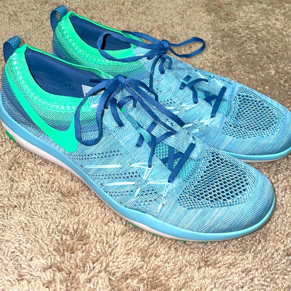 Like New Women’s Nike Training Shoes